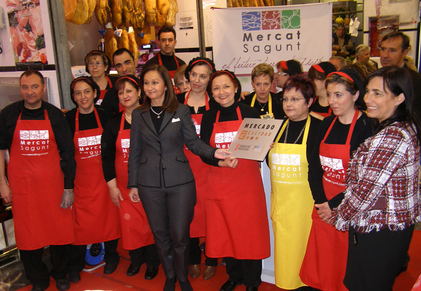 Acto de entrega del reconocimiento Mercado Excelente al Mercado Municipal de Sagunto